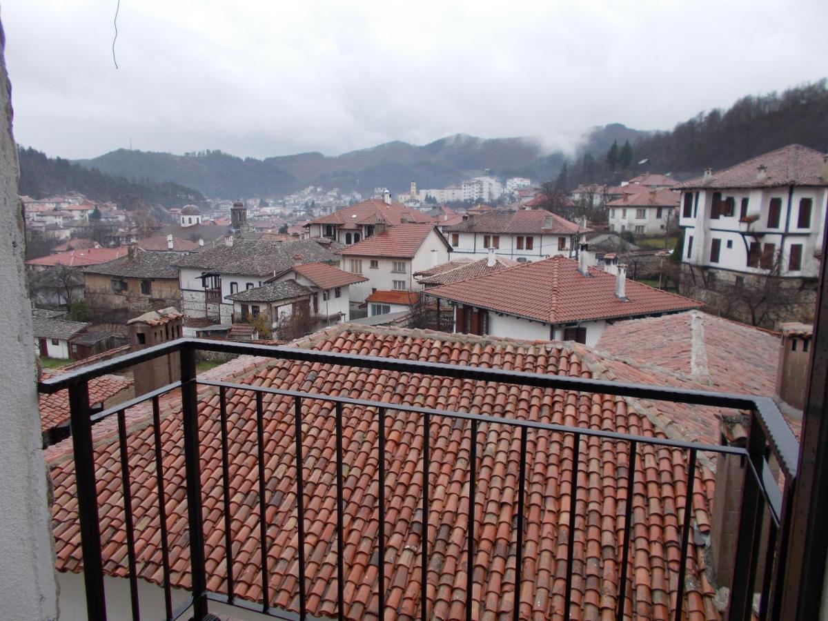 Апартхотел "Старият Град" В Етнографски Комплекс Zlatograd Exteriér fotografie